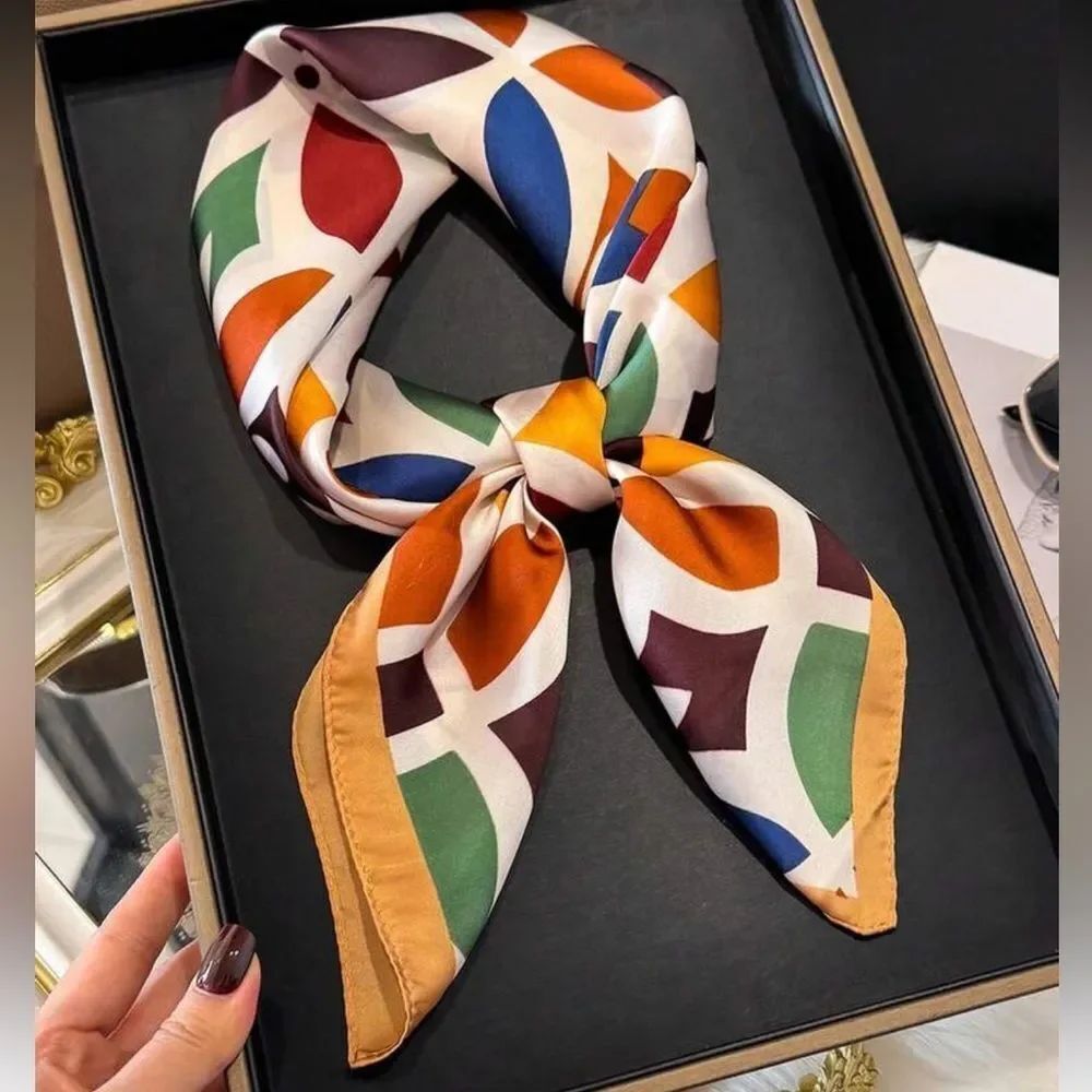 Multicolor Geometric Scarf N1355